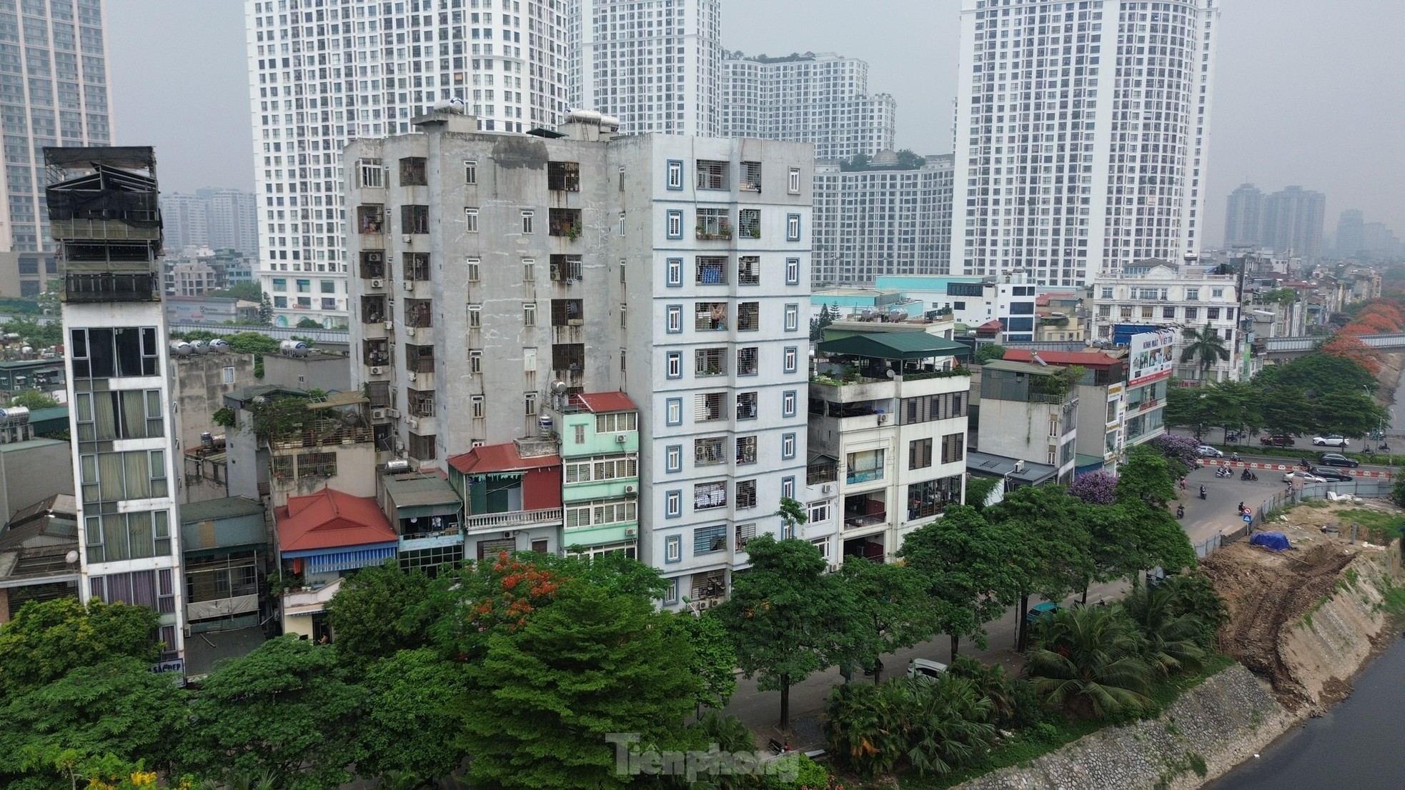 Nhà trọ, chung cư mini tràn lan không đảm bảo phòng cháy chữa cháy ở Hà Nội - Ảnh 13
